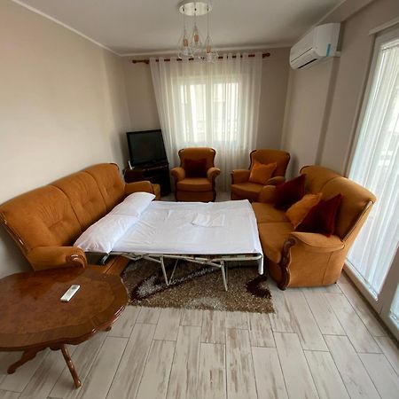 Apartment 2+1 Center Of Shkodra Kültér fotó
