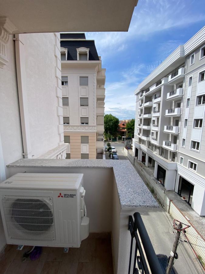 Apartment 2+1 Center Of Shkodra Kültér fotó
